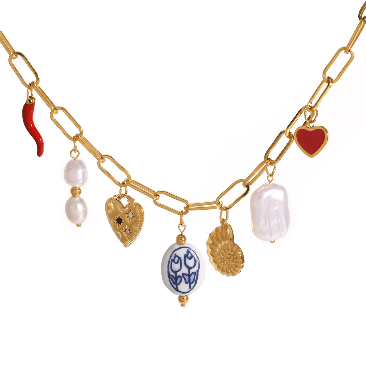Statement Charm Halskette mit Glückssymbolen & Perlen